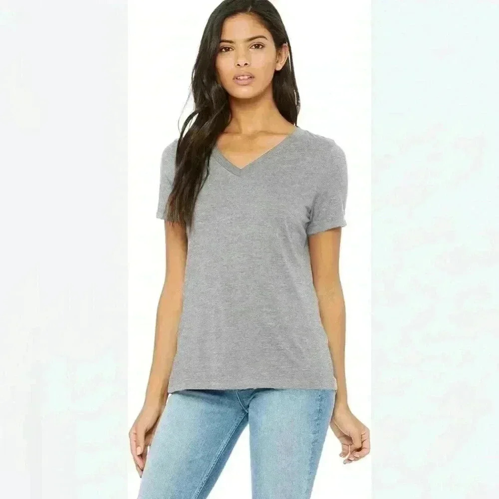 Lululemon Womens V-Neck Gray Shirt Size 8 Flawed PIT-16''